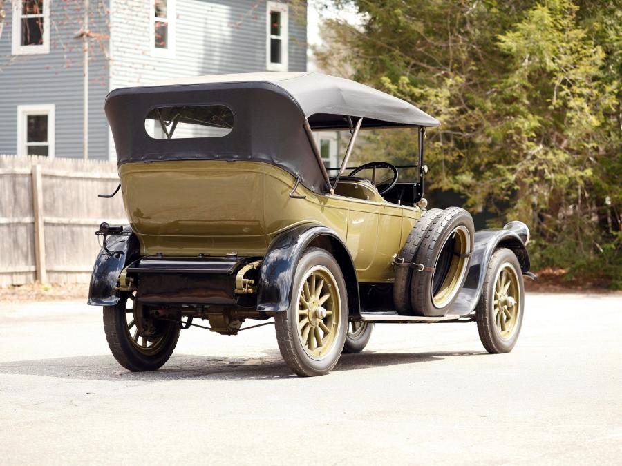  Pierce-Arrow Model 31 7-Passenger Tourer 1919 года  (фото 6 из 7)